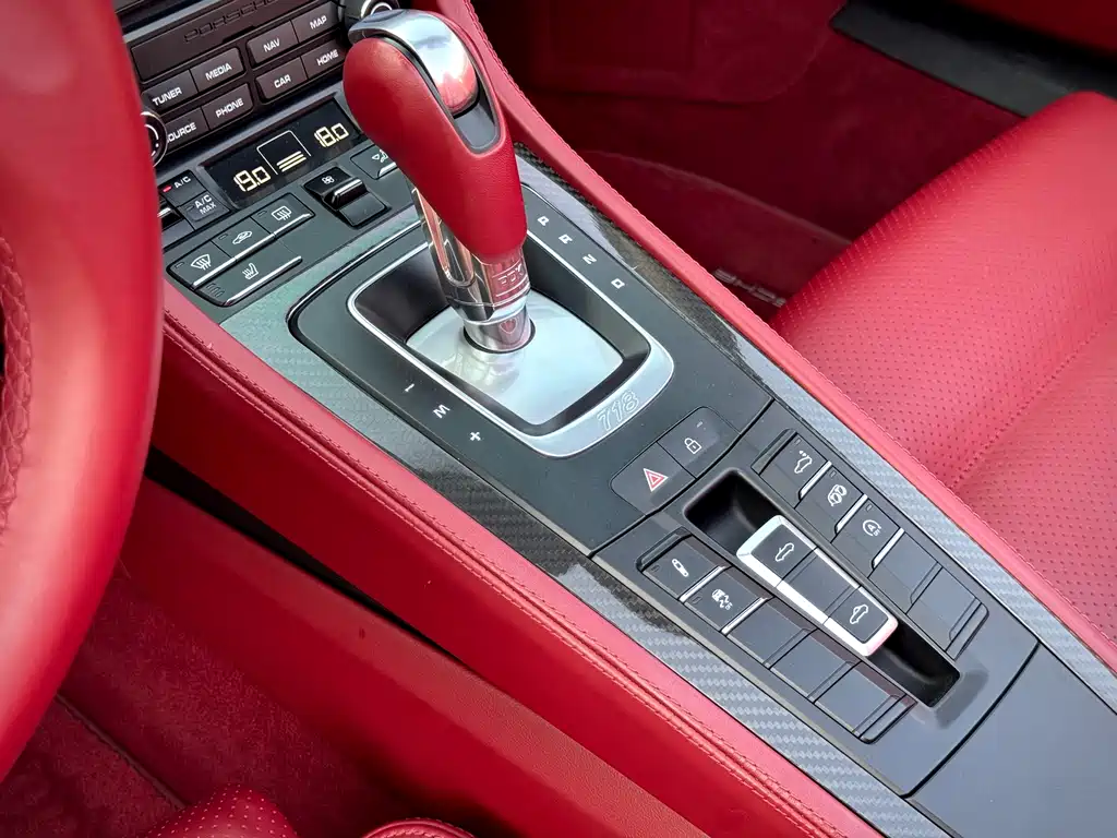 Porsche 718 2020 Boxster 2.0T купить на сайте DeffCars