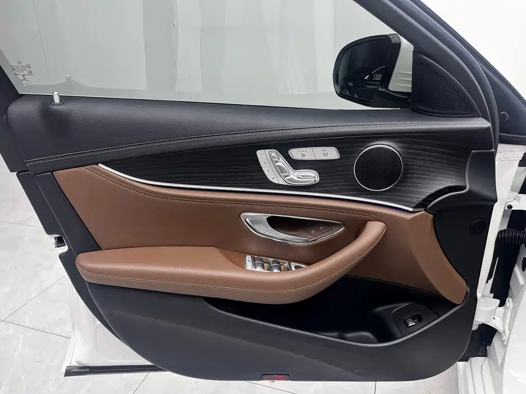 Mercedes-Benz E-Class 2020 facelift E 300 L sporty and fashionable купить на сайте DeffCars