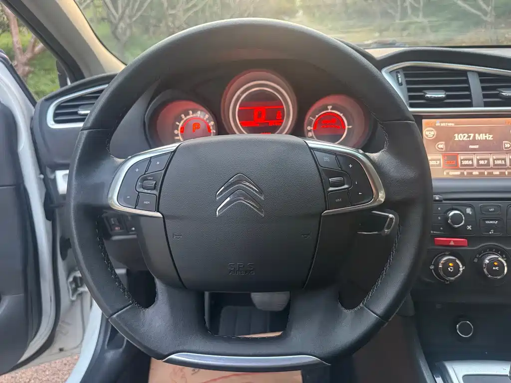 Citroen C4L 2015 1.8L automatic luxury version купить на сайте DeffCars