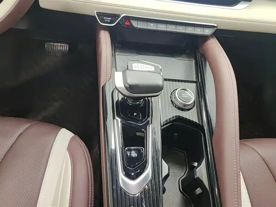 Xingyue L 2024 2.0TD high-power automatic two-wheel drive cloud version купить на сайте DeffCars