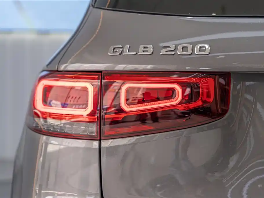 Mercedes-Benz GLB 2022 facelift version 2 GLB 200 fashion model купить на сайте DeffCars