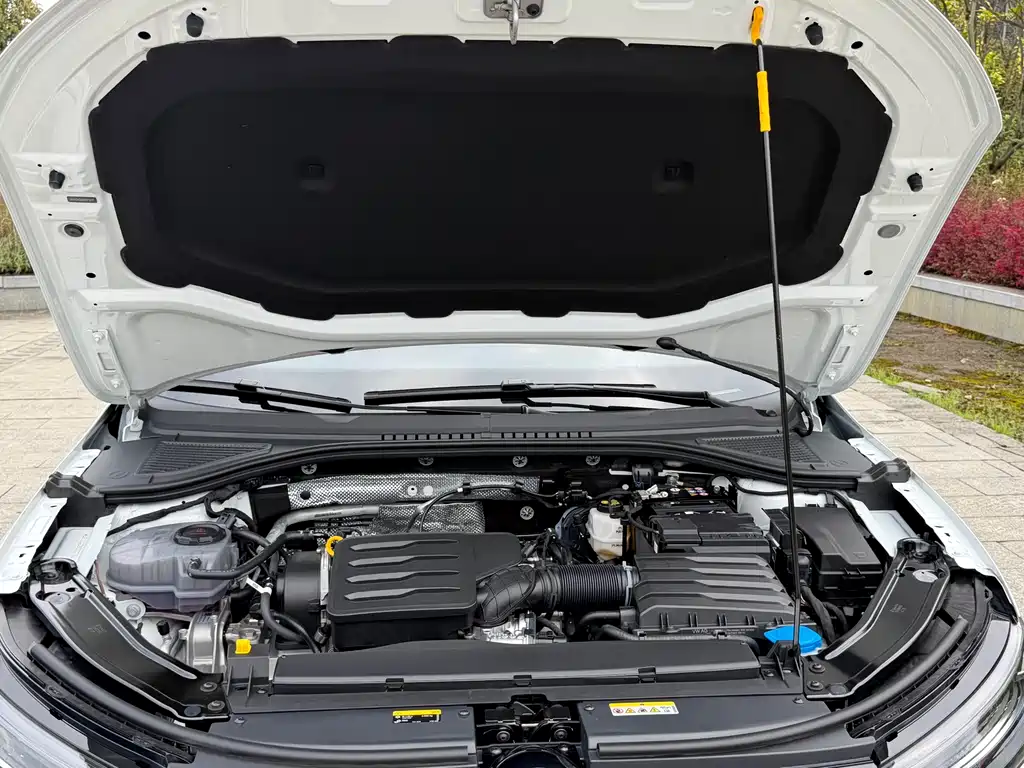 Lavida 2026 1.5L automatic 5 million version купить на сайте DeffCars