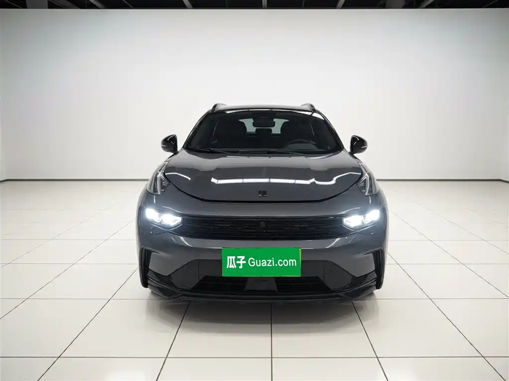 Lynk & Co 01 2023 1.5TD EM-F PM купить на сайте DeffCars