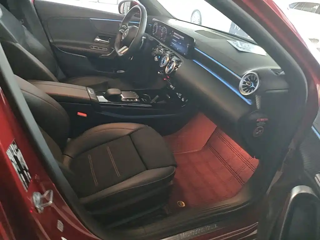 Mercedes-Benz A-Class 2023 A 200 L Fashion Model купить на сайте DeffCars