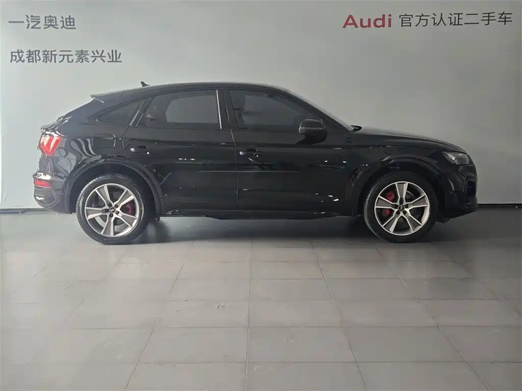 Audi Q5L Sportback 2022 facelift 40 TFSI luxury model купить на сайте DeffCars