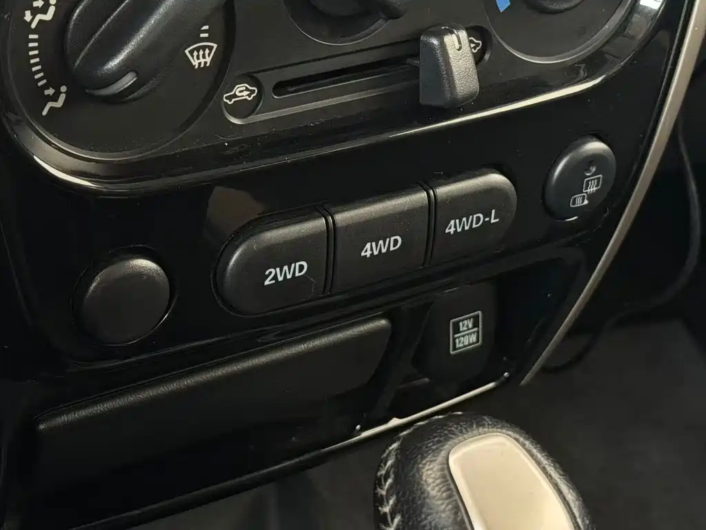 Jimny imported 2015 1.3 AT Mode3 navigation version купить на сайте DeffCars