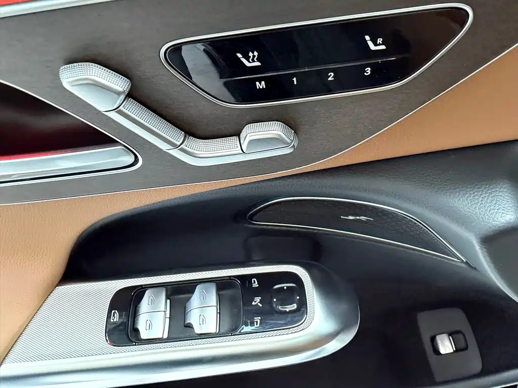 Mercedes-Benz E-Class 2024 E 300 L Fashion Model купить на сайте DeffCars