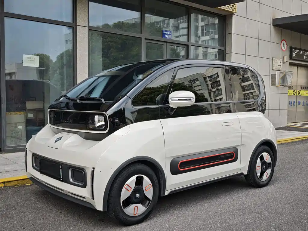 Baojun KiWi EV 2022 Artist’s Light Edition Lithium Iron Phosphate купить на сайте DeffCars