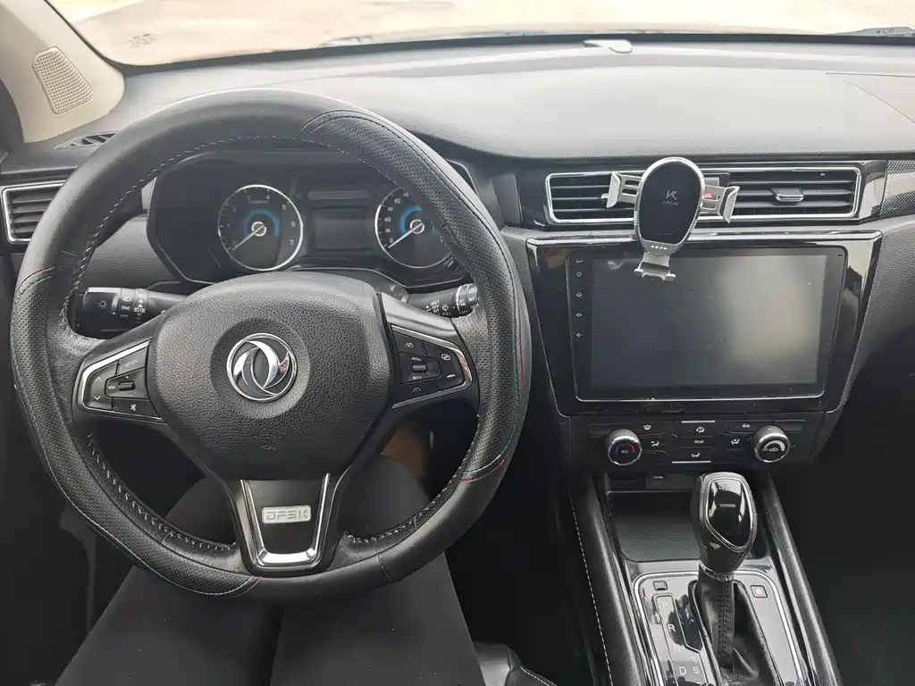 Fengguang 580 2017 facelift 1.5T CVT luxury model купить на сайте DeffCars