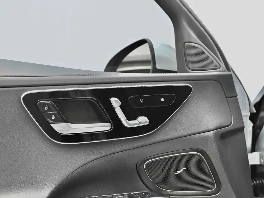 Mercedes-Benz C-Class 2024 C 260 L Sports Edition купить на сайте DeffCars