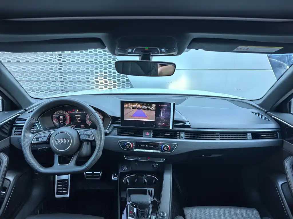 Audi A4L 2024 40 TFSI luxury and dynamic model купить на сайте DeffCars