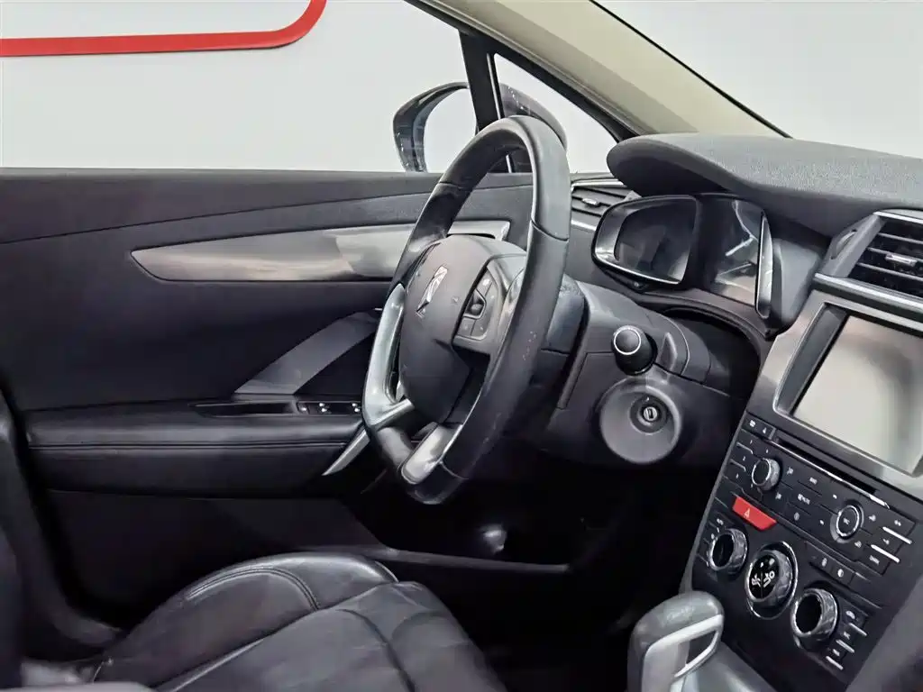 DS 5LS 2014 1.6T elegant version THP160 купить на сайте DeffCars