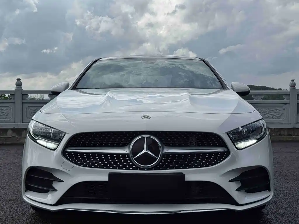 Mercedes-Benz A-Class 2022 A 180 L Sports Sedan купить на сайте DeffCars