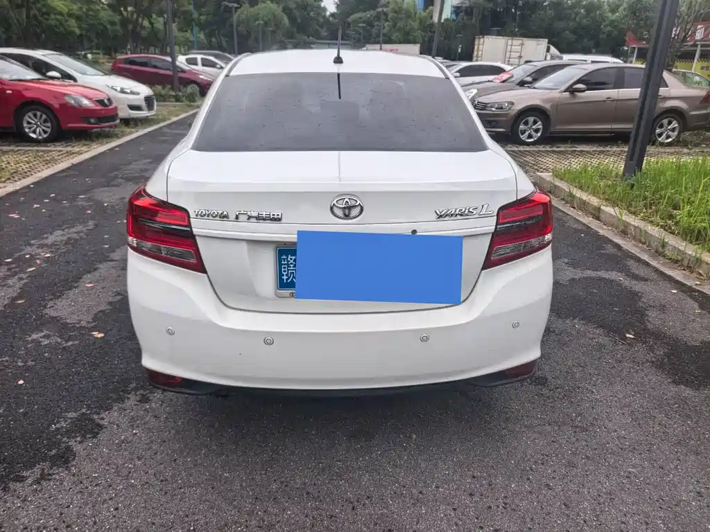 YARiS L 2021 1.5L CVT leading version купить на сайте DeffCars