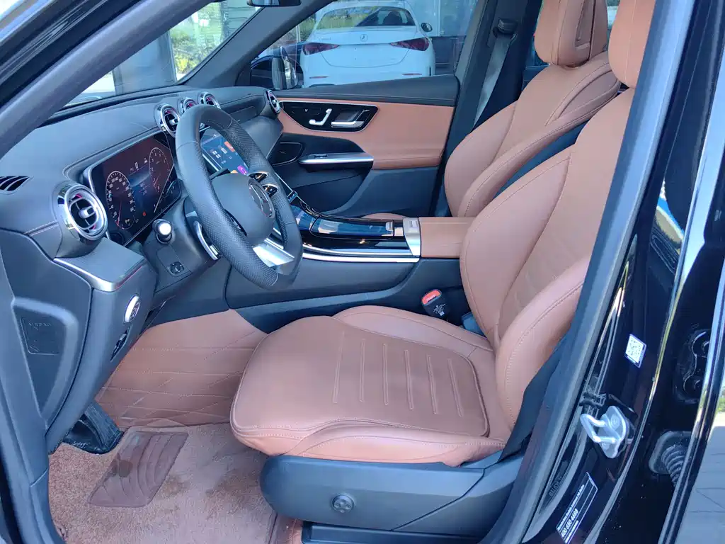 Mercedes-Benz GLC 2025 GLC 260 L 4MATIC luxury model купить на сайте DeffCars
