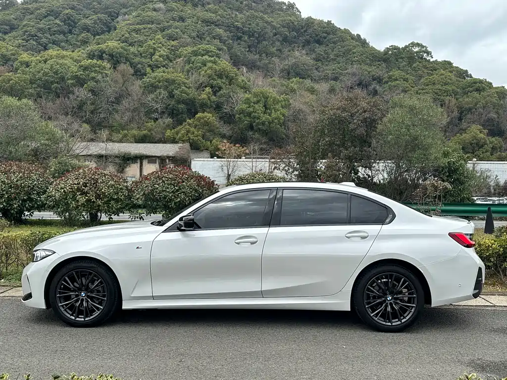 BMW 3 Series 2024 325Li M Sports Night Package купить на сайте DeffCars
