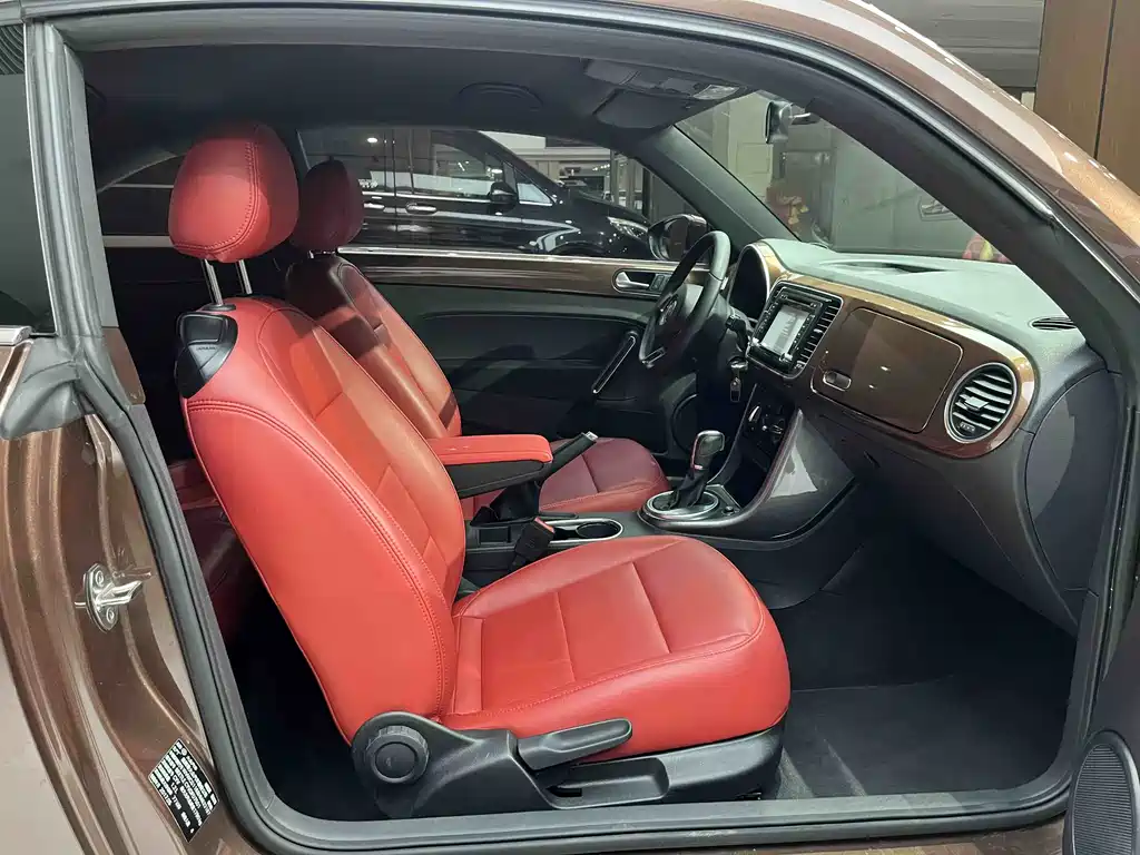 Beetle 2017 180TSI Yile Edition купить на сайте DeffCars