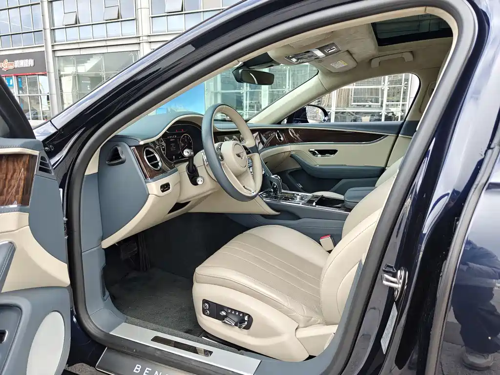 Flying Spur 2020 6.0T W12 Standard Edition купить на сайте DeffCars