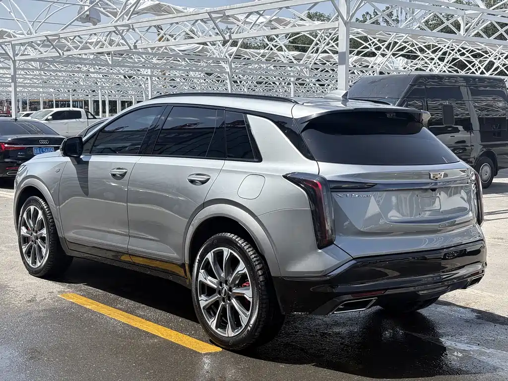 Cadillac XT5 2025款 2.0T 铂金型 купить на сайте DeffCars