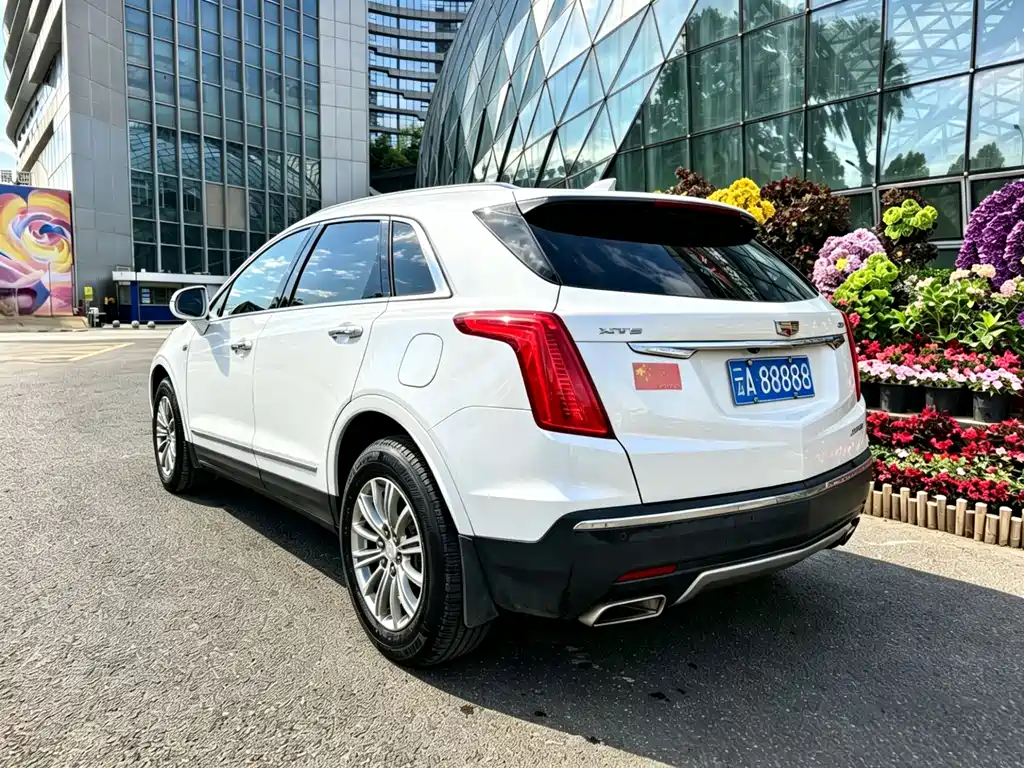 Cadillac XT5 2018 25T luxury model купить на сайте DeffCars
