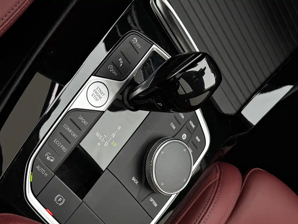 BMW X3 2022 facelift xDrive25i M sports package купить на сайте DeffCars