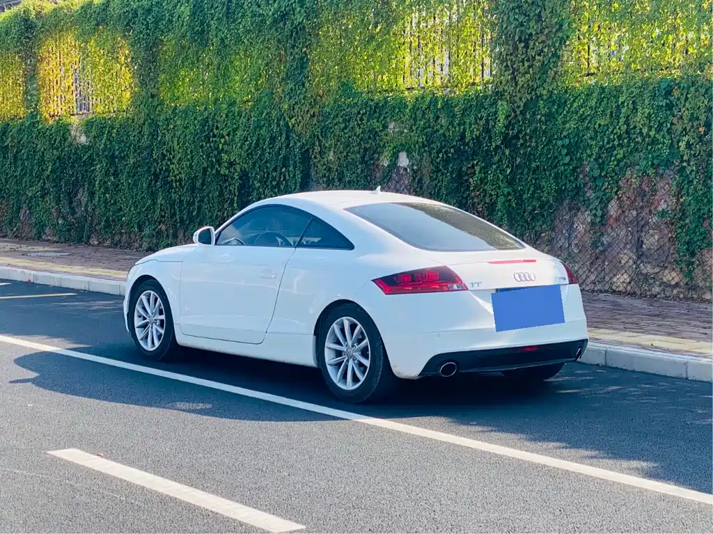 Audi TT 2011 TT Coupe 2.0TFSI купить на сайте DeffCars