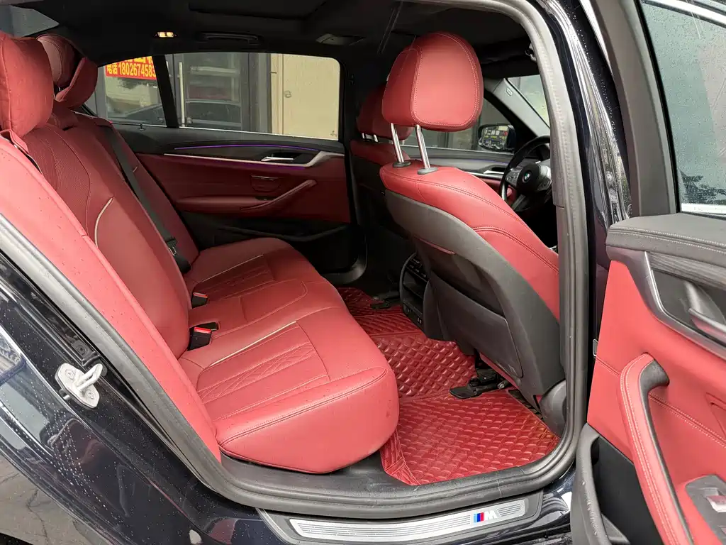BMW 5 Series 2023 530Li Leading M Sports Package купить на сайте DeffCars