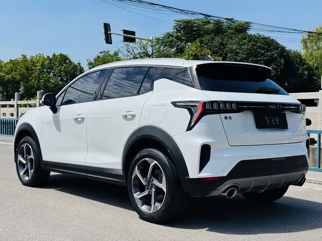 Lynk & Co 06 2023 Remix 1.5T Pro купить на сайте DeffCars