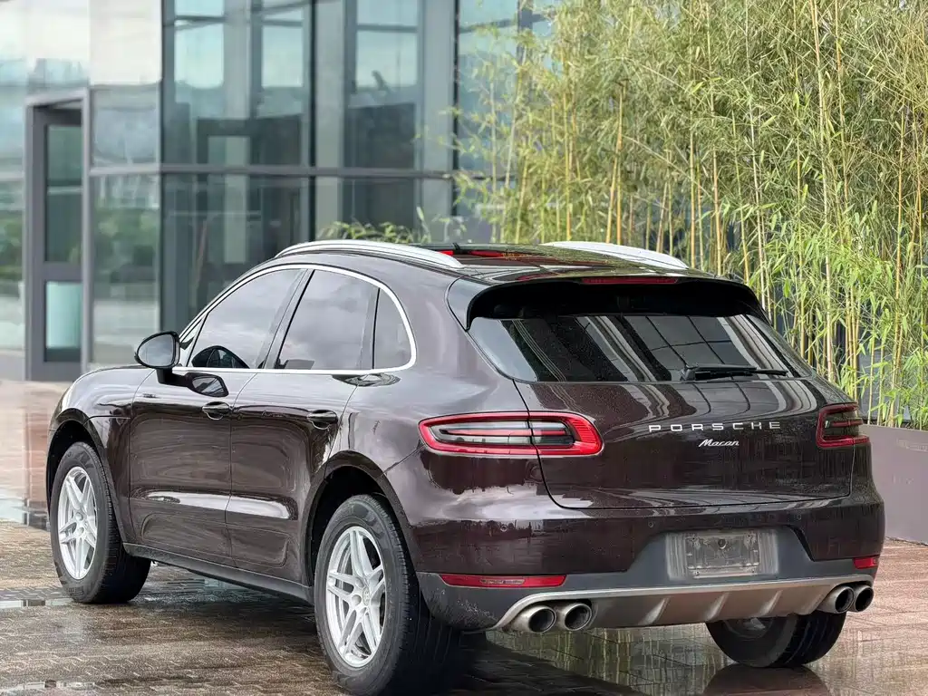 Macan 2017 Macan 2.0T купить на сайте DeffCars