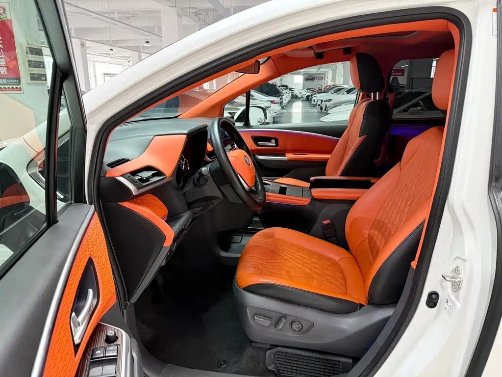 Grevia 2023 2.5L Hybrid Comfort Edition купить на сайте DeffCars