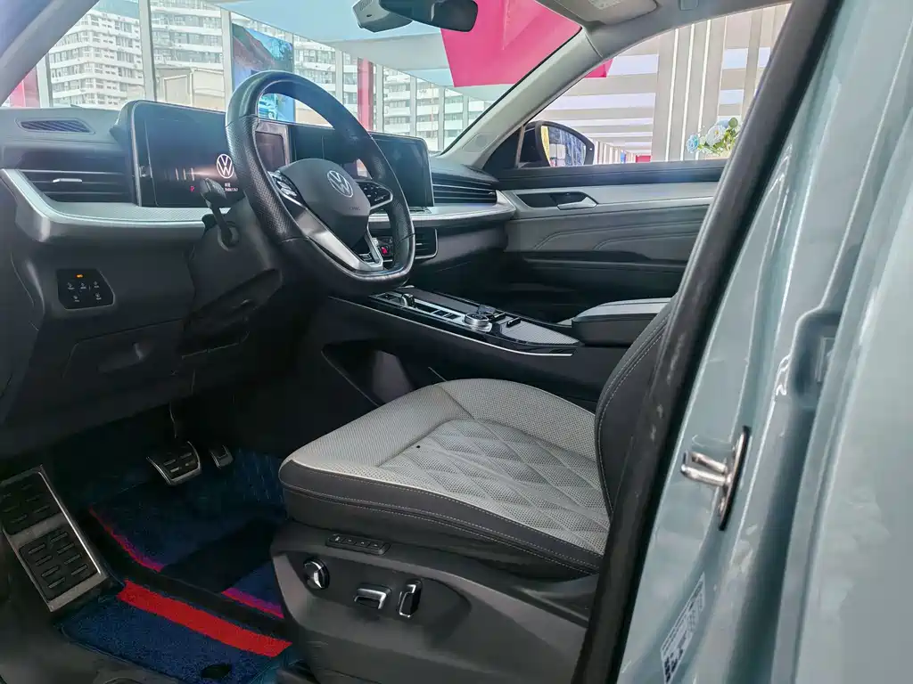 Lanxun 2024 380TSI four-wheel drive R-Line cruise version купить на сайте DeffCars