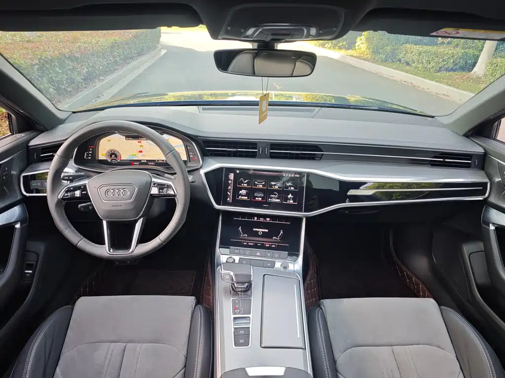 Audi A6L 2021 40 TFSI luxury and dynamic model купить на сайте DeffCars