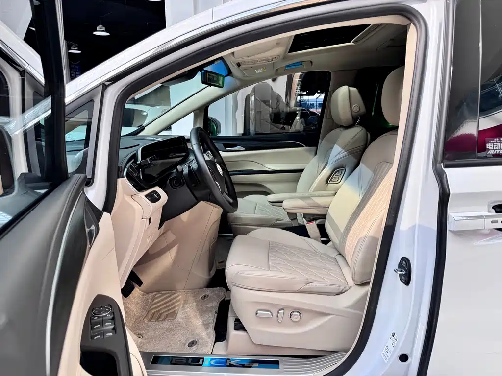 Buick GL8 2023 ES Lu Zun luxury model купить на сайте DeffCars