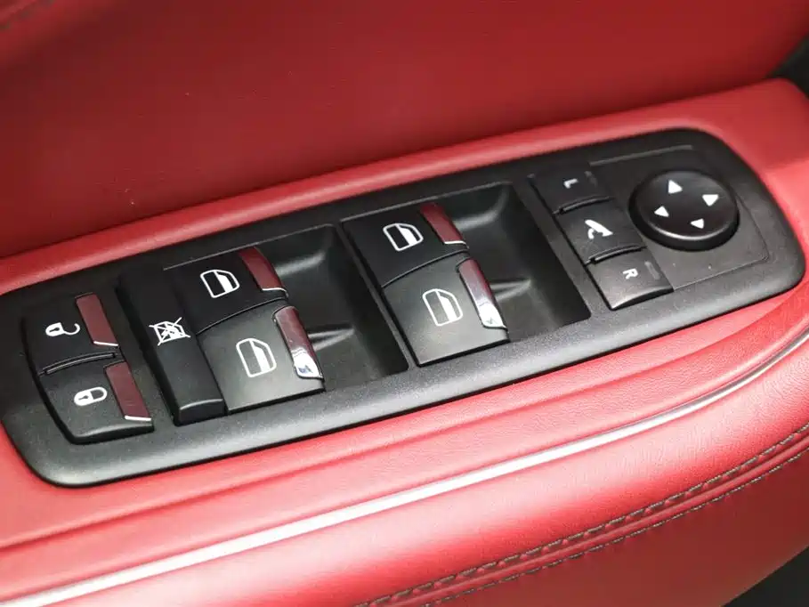 Levante 2019 3.0T Standard Edition National VI купить на сайте DeffCars