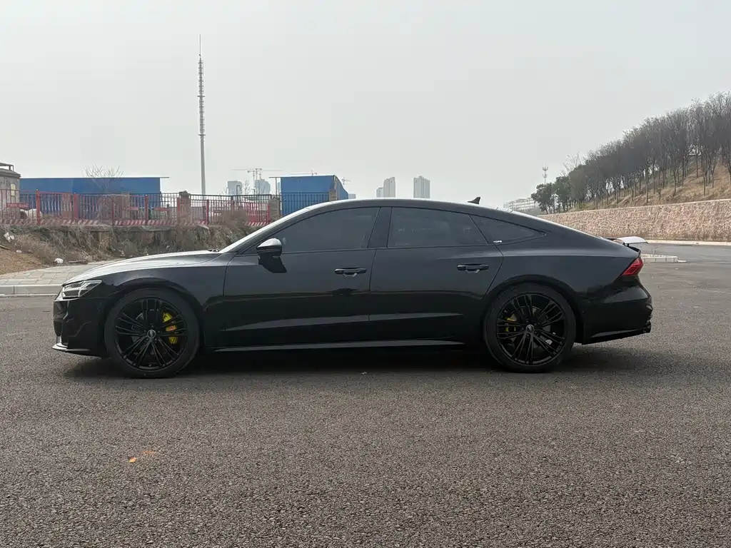 Audi A7 2021 45 TFSI Premium Selection купить на сайте DeffCars