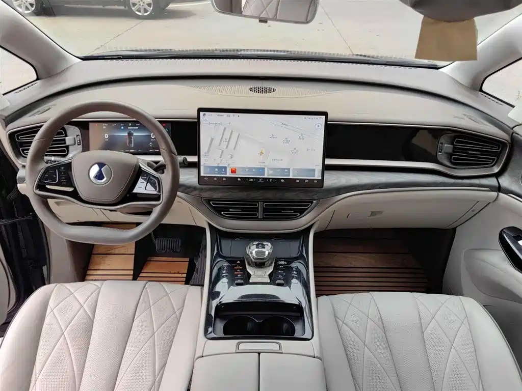 Denza D9 2022 DM-i 1040 Premium Type купить на сайте DeffCars