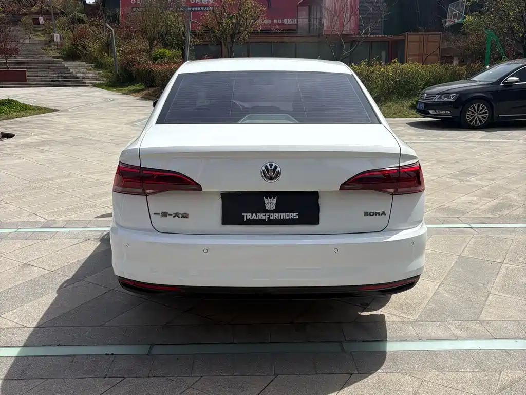 Bora 2020 1.5L automatic fashion model купить на сайте DeffCars