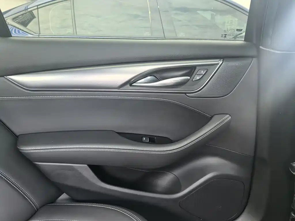 Cadillac CT5 2024 28T Luxury Pro купить на сайте DeffCars