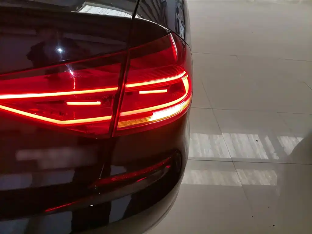 Passat 2017 330TSI DSG Premium Edition купить на сайте DeffCars