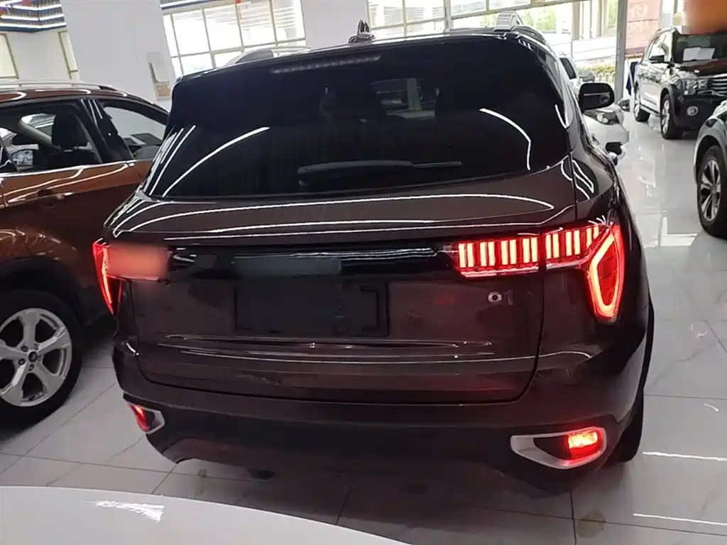 Lynk & Co 01 2017 2.0T two-wheel drive Pro version купить на сайте DeffCars