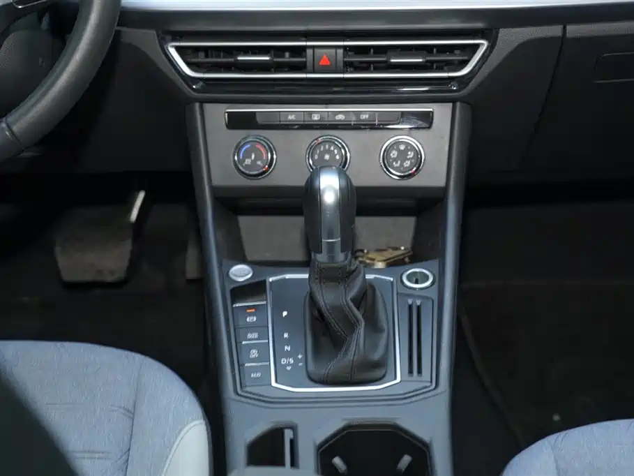 Lavida 2023 300TSI DSG Manyi Edition купить на сайте DeffCars