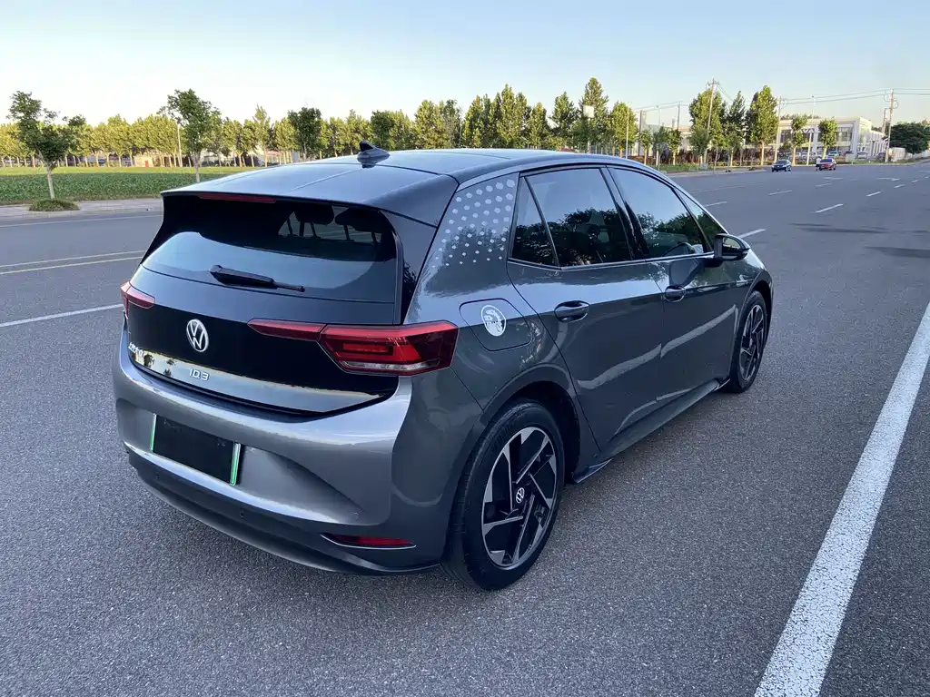 Volkswagen ID.3 2023 Pure Smart Edition купить на сайте DeffCars