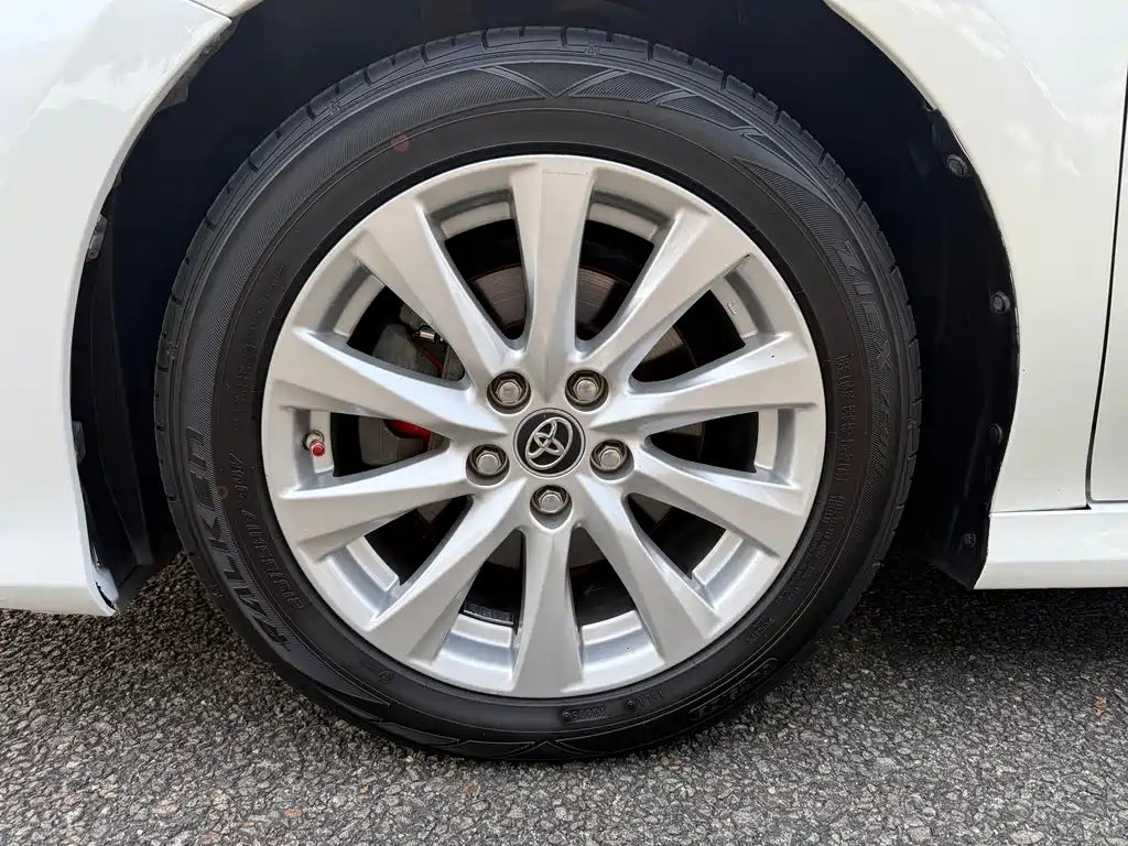 Camry 2018 2.0G Deluxe Edition купить на сайте DeffCars