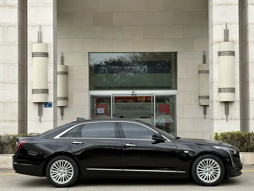 Cadillac CT6 2022 28T luxury model купить на сайте DeffCars