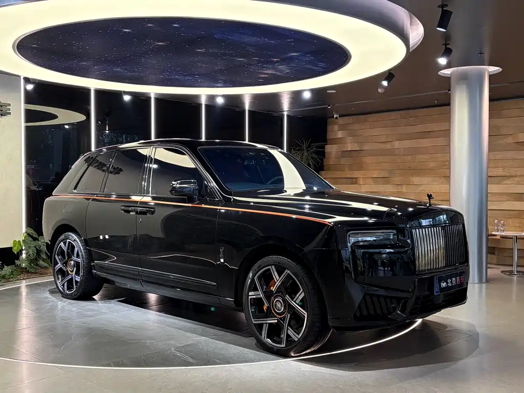 Cullinan 2018 four-seat version купить на сайте DeffCars