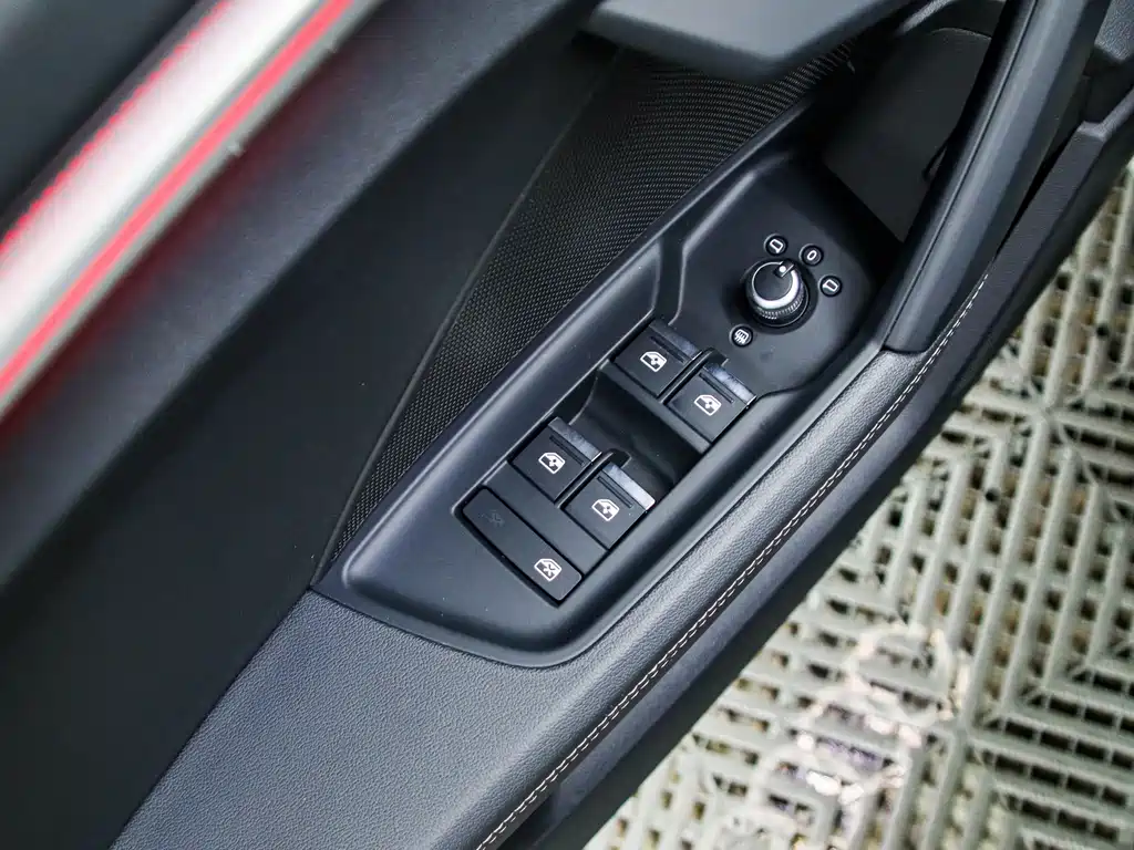 Audi A3 2023 A3L Limousine 35 TFSI fashionable and sporty купить на сайте DeffCars