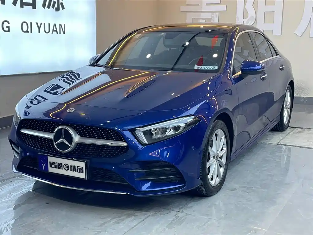 Mercedes-Benz A-Class 2021 A 200 L Sports Sedan Dynamic Type купить на сайте DeffCars