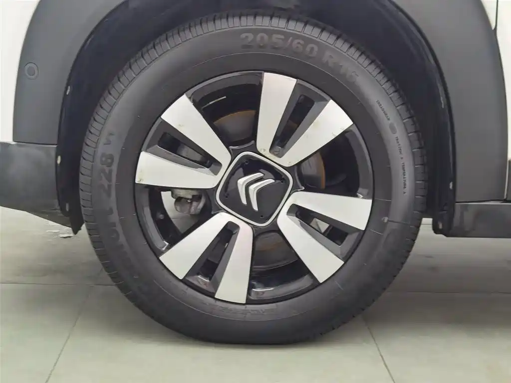 Yunyi C4 AIRCROSS 2018 350THP Automatic Internet Yizhen Edition купить на сайте DeffCars