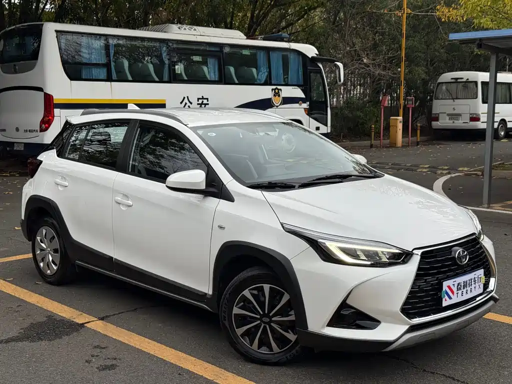 YARiS L Zhixuan 2022 model Zhixuan X 1.5L CVT leading PLUS version купить на сайте DeffCars