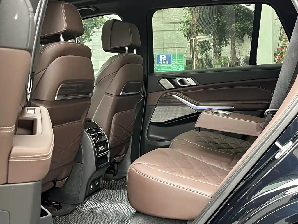 BMW X5 2022 facelift xDrive 40Li M sports package купить на сайте DeffCars